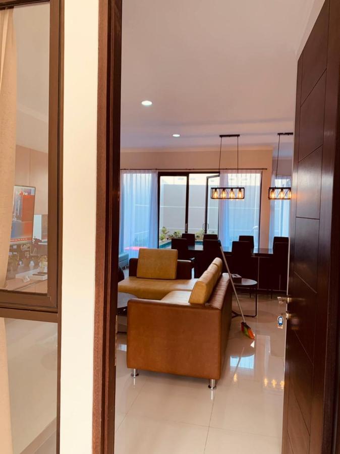 Platinum Setrasari 5br Private Pool Bandung